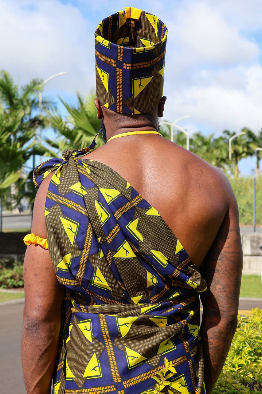 ROYAL.                                     Ensemble homme en tissu Africain